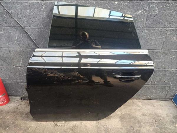 PORTE ARRIERE GAUCHE AUDI A5 2007-2016 - Vue 3